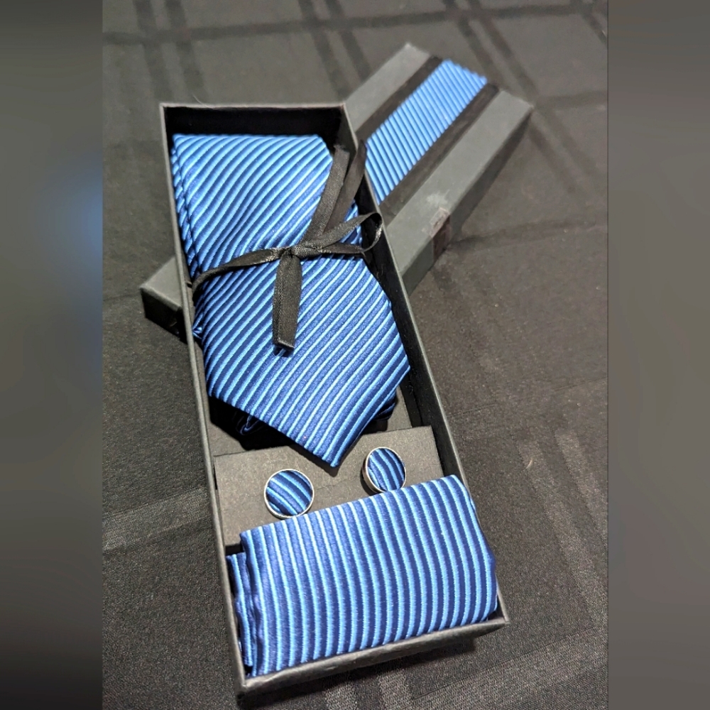 NEW: TIE and CUFFLINKS Set